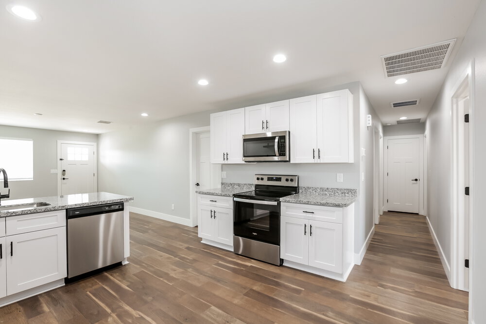 Building Photo - 3862 W Tamarisk St
