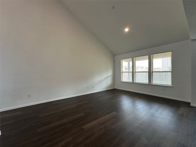 Building Photo - 1052 Laguna Cv Dr
