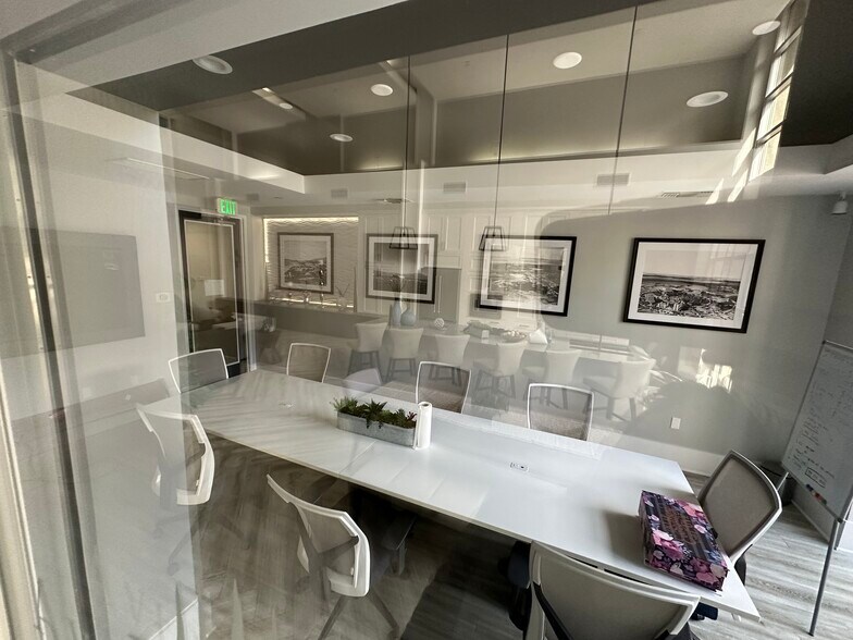 Conference room - 1336 Scholarship