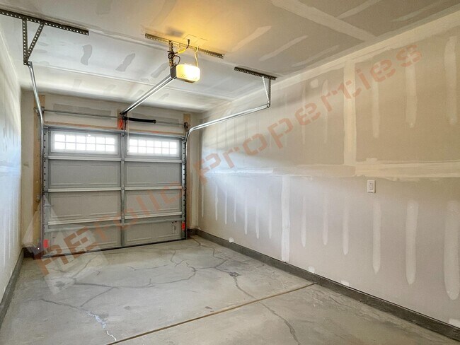 Building Photo - 713 Haystack View Rd