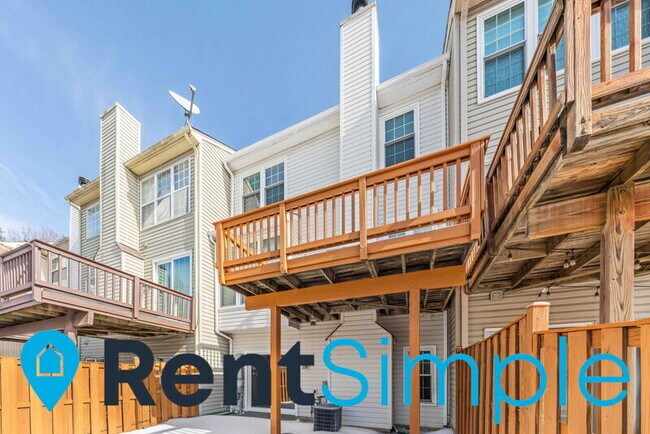 Building Photo - 7506 Lamoyne Ct