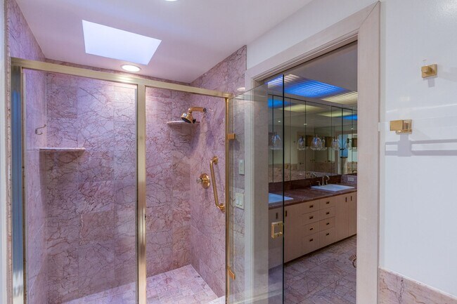Building Photo - TWO WEEKS FREE! Stunning Architectural Masterpiece! 5BR+Yoga Studio/4.5BA! Ross! Views! Pool! Pet...