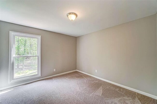 Building Photo - 2218 Woodfern Dr