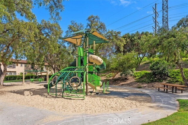 Building Photo - 241 Via Sedona