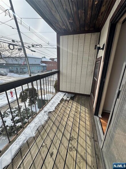 Building Photo - 19 Plauderville Ave