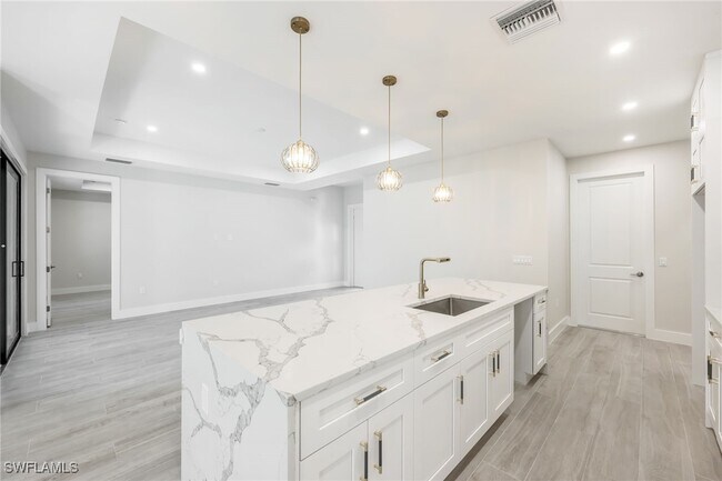 Building Photo - 4672 25th Ave SW