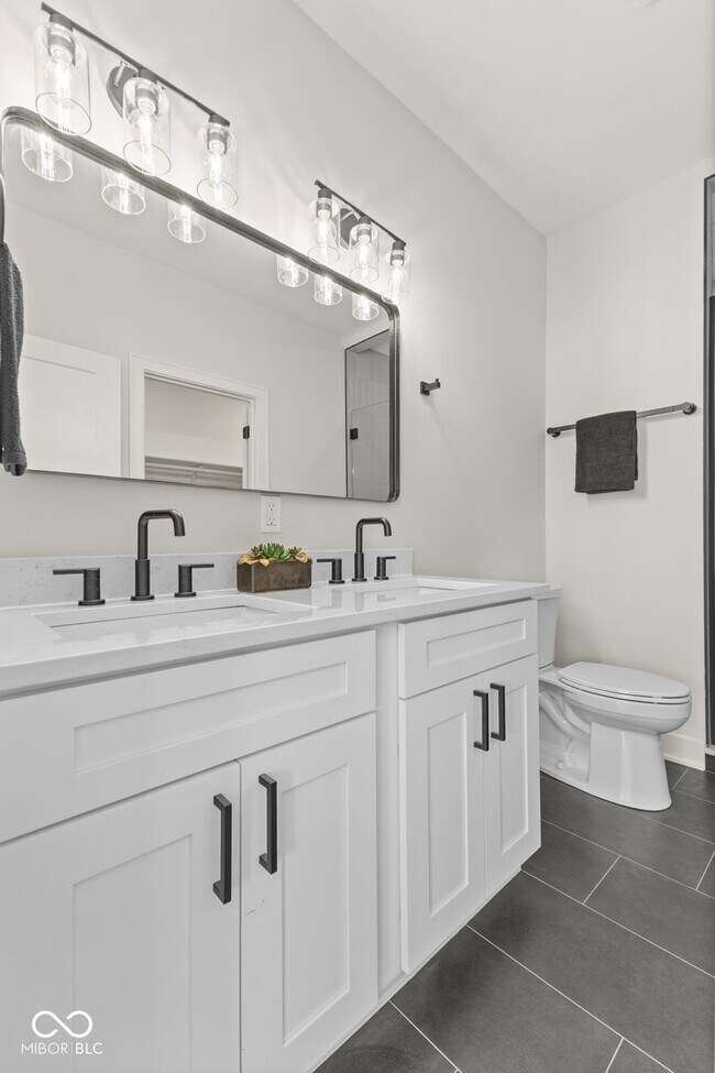 Building Photo - 1405 Deloss St