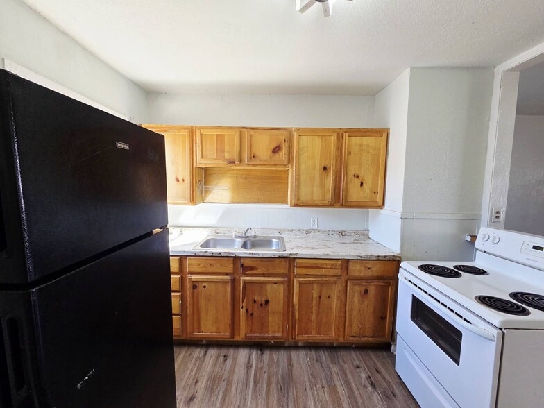 Building Photo - 1510 Sycamore St