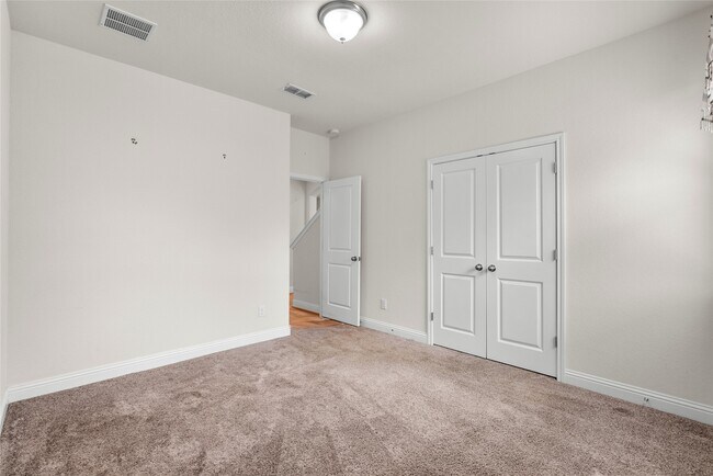 Building Photo - 3622 Pasteur Ln