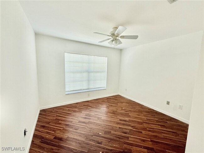 Building Photo - 7532 Cameron Cir