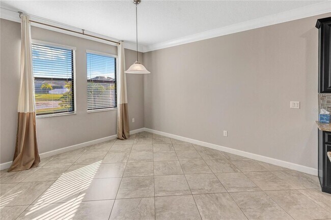 Building Photo - 11954 Cinnamon Fern Dr