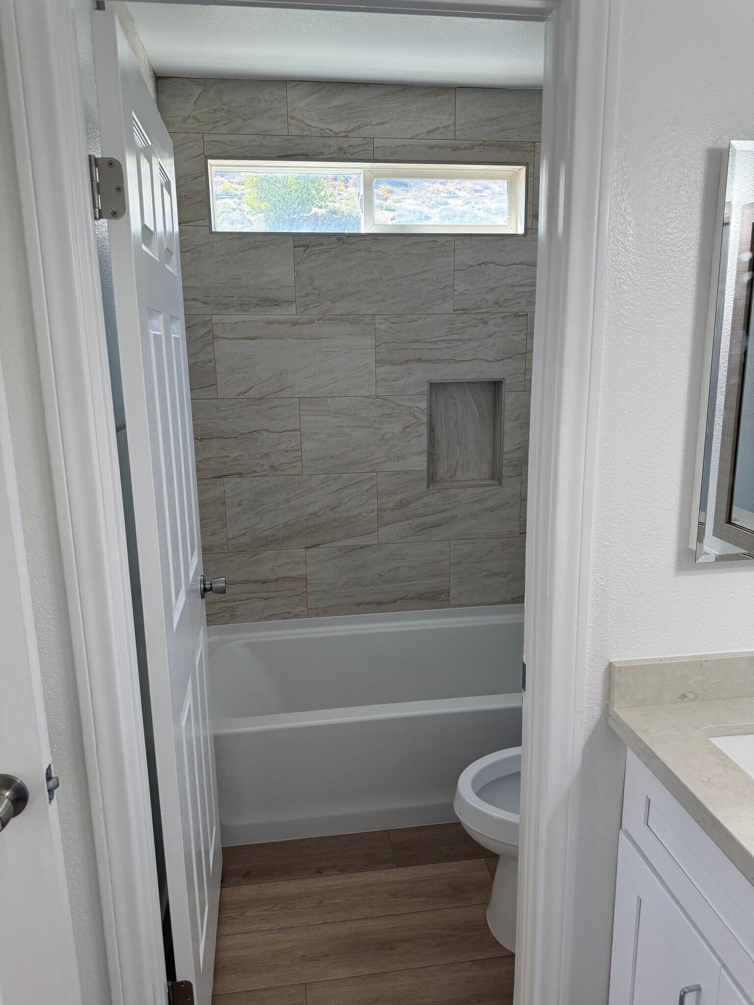 Building Photo - 38750 Cobblestone Cir
