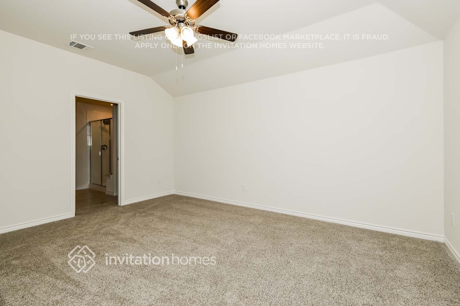 Building Photo - 3833 Kenworth Ln