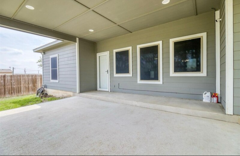 Building Photo - 478 Las Palomas Dr