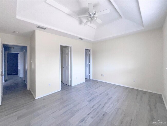 Building Photo - 28 N 38th St