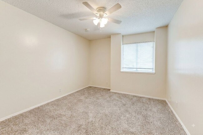 Building Photo - 16913 Langland Rd