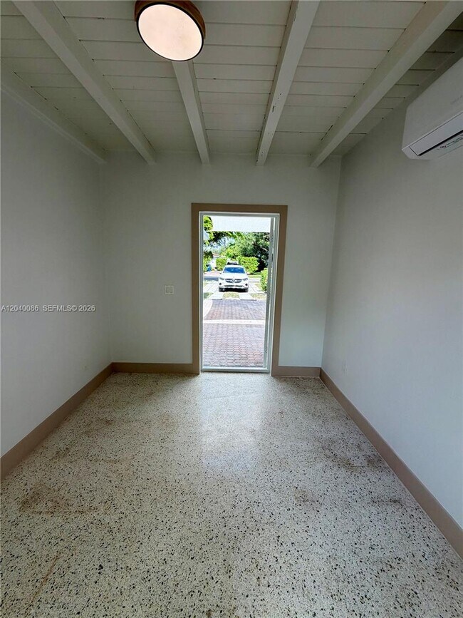 Building Photo - 8235 SW 62nd Pl