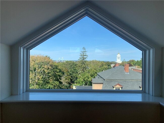 Building Photo - 22 Mt Vernon St