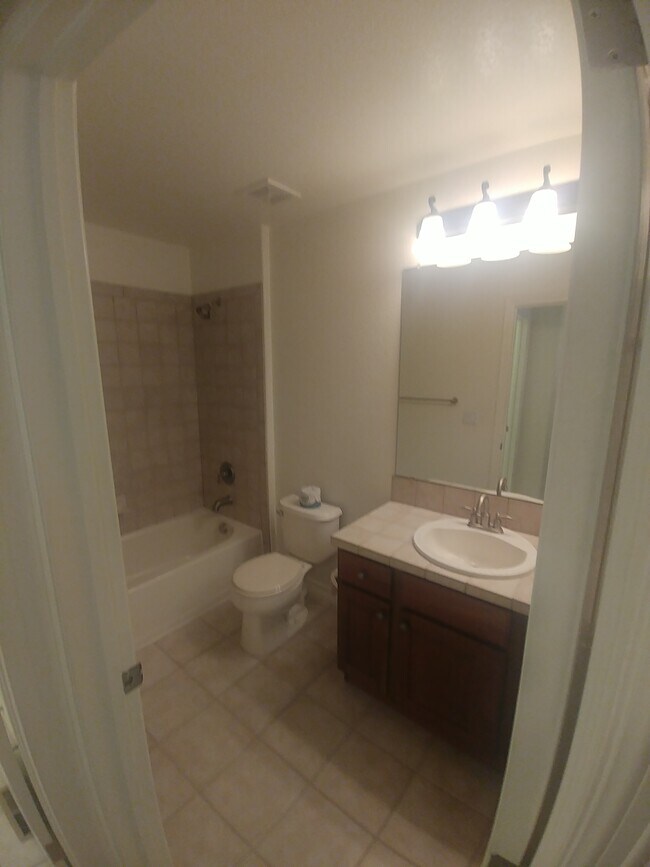 Maine Floor Guest Bathroom - 8322 E 149th Dr