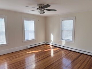 Building Photo - 445 Main St