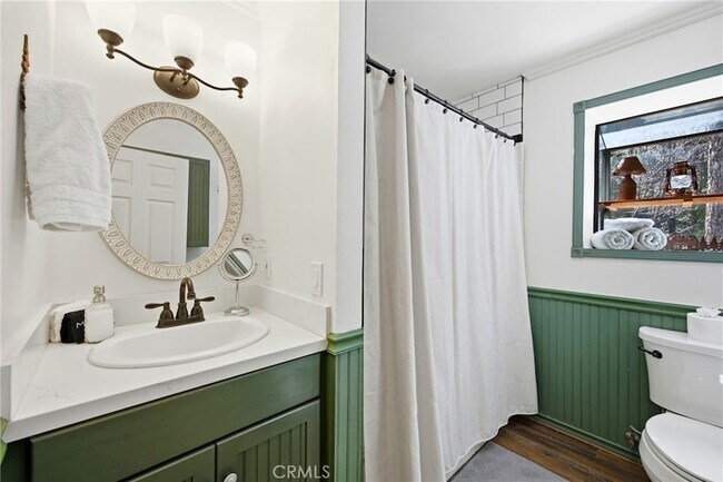 Building Photo - 528 Brentwood Dr