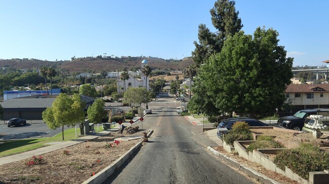 Building Photo - 8356 Adams St