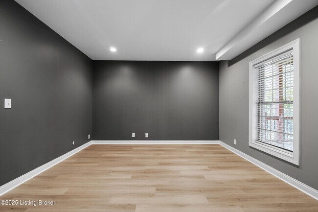 Building Photo - 5508 Rock Valley Way
