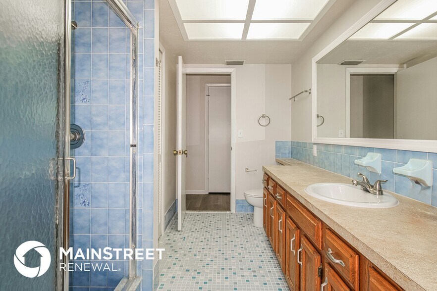 Building Photo - 4036 Montano Ave