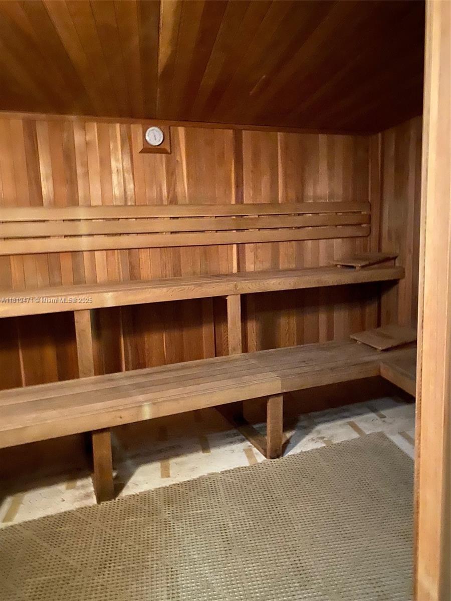 Building Photo - 31 SE 5th St