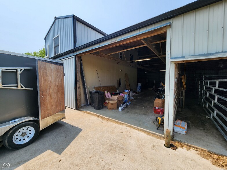 Building Photo - 2507 U.S. Hwy 40