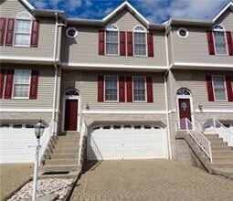 Building Photo - 331 Brohios Dr