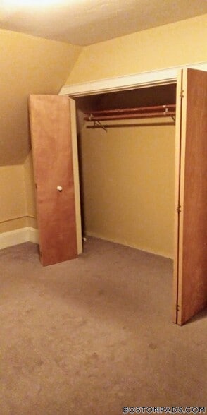 Building Photo - 48 Hereford St