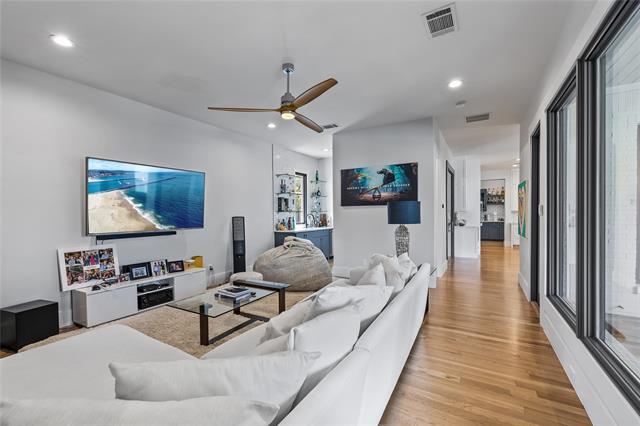 Building Photo - 4431 Myerwood Ln