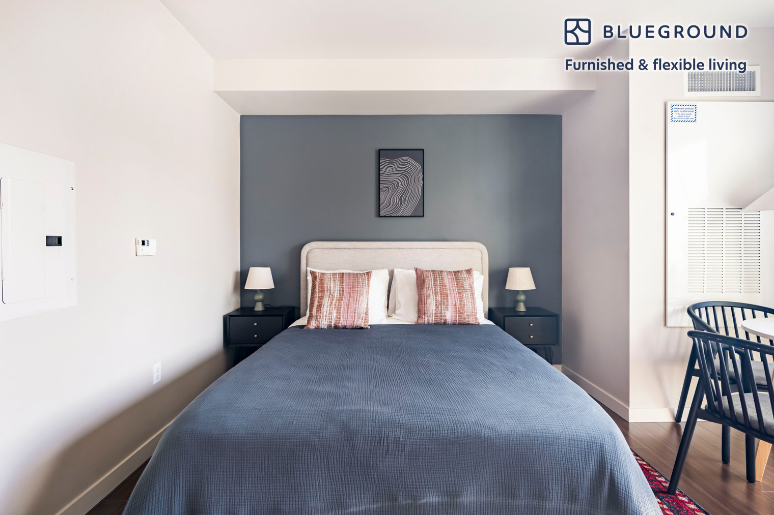 Building Photo - 10333 Main St