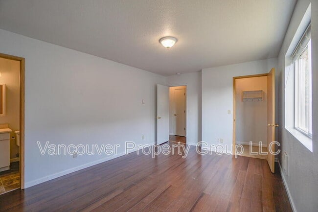 Building Photo - 13712 NE 91st St