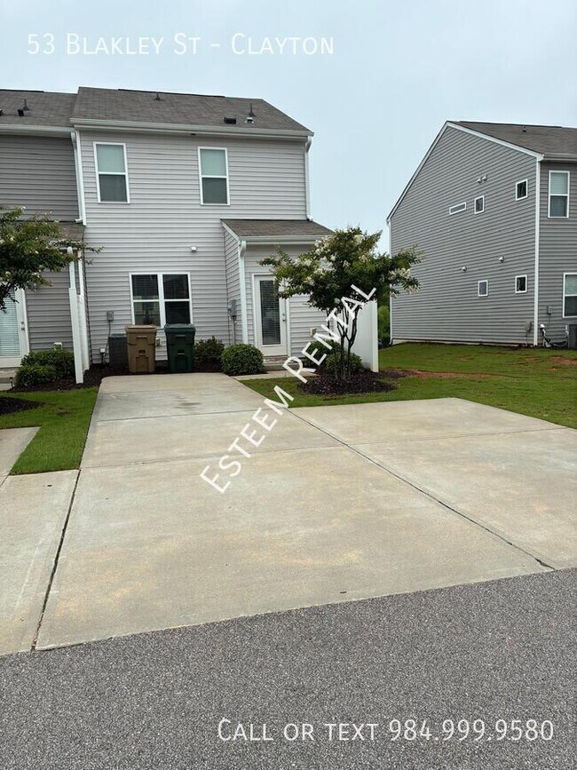 Building Photo - 53 Blakley St-Clayton
