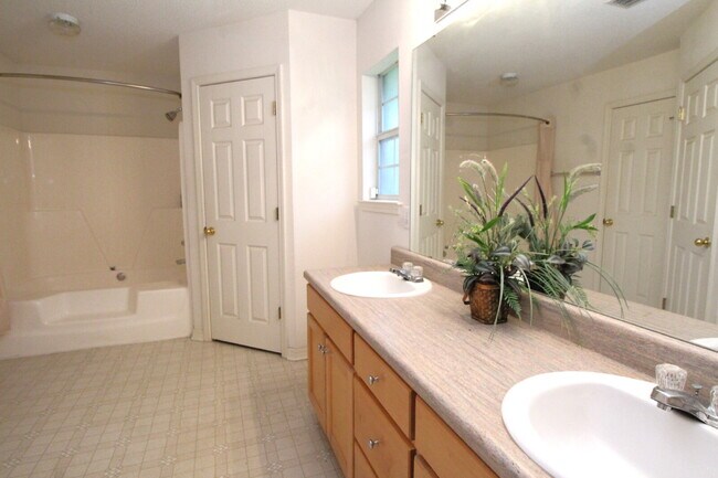 Building Photo - Comfort & Convenience in Cantonment – 4BR ...