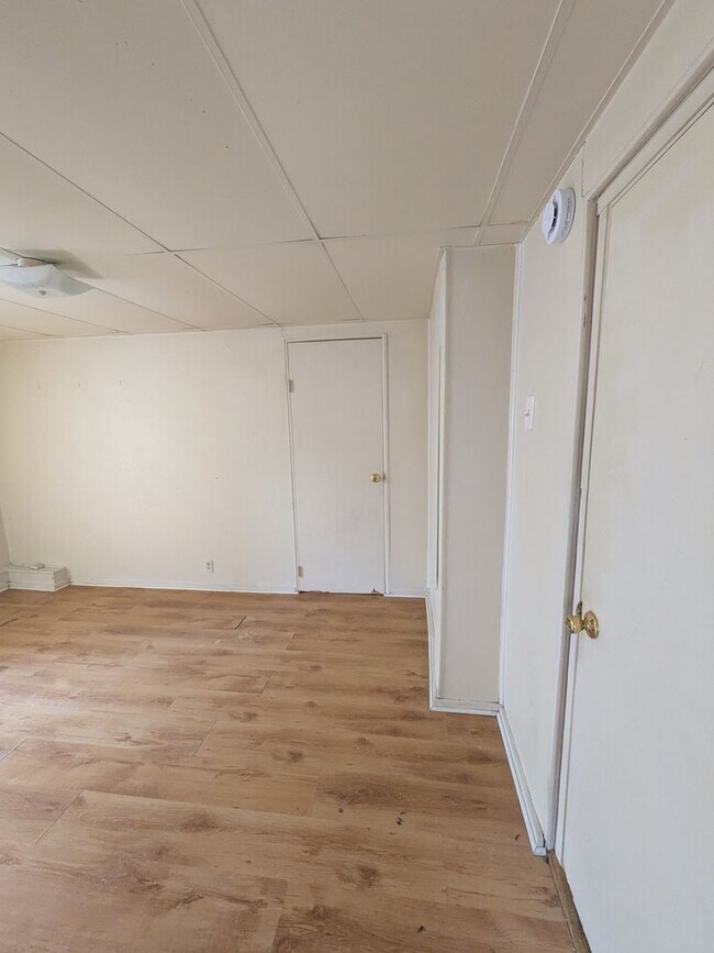 Building Photo - 5229 Gertrude St