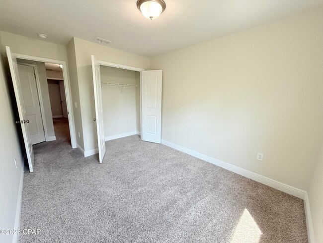 Building Photo - 7682 Shadow Lake Dr