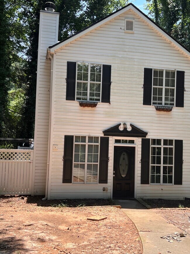 Building Photo - Available now!!