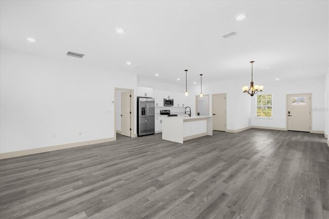 Building Photo - 4717 SW 166th Ln