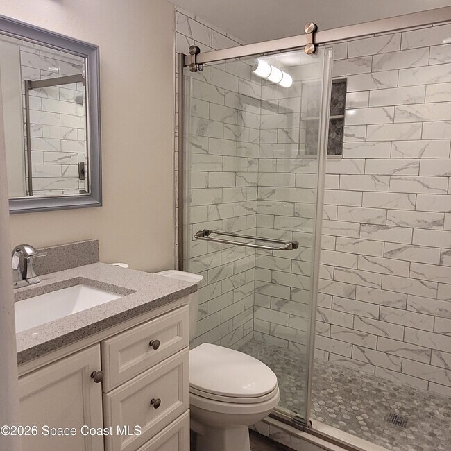 Building Photo - 1460 Sheafe Ave NE