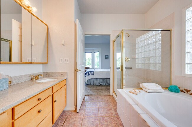 Building Photo - 2959 Sonata Bay Ct