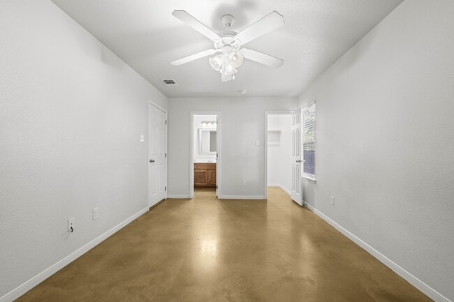 Building Photo - 1809 Indian Trail Dr