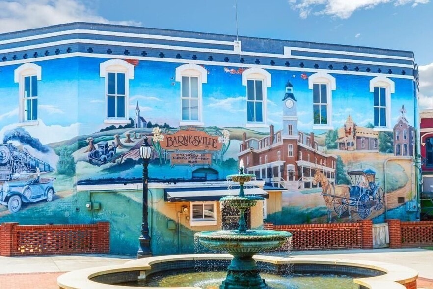 Building Photo - 204 Mill