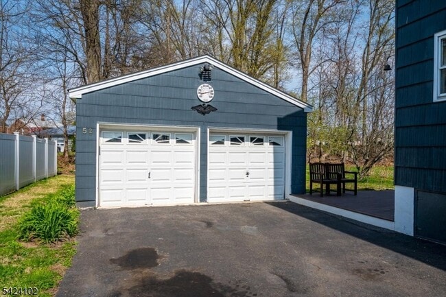 Building Photo - 52 Johnson Ave