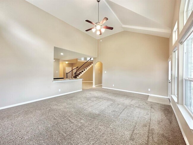 Building Photo - 1422 Laura Hills Ln