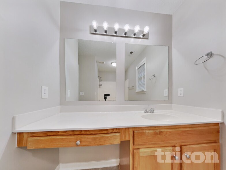 Building Photo - 172 Muirfield Ridge Dr