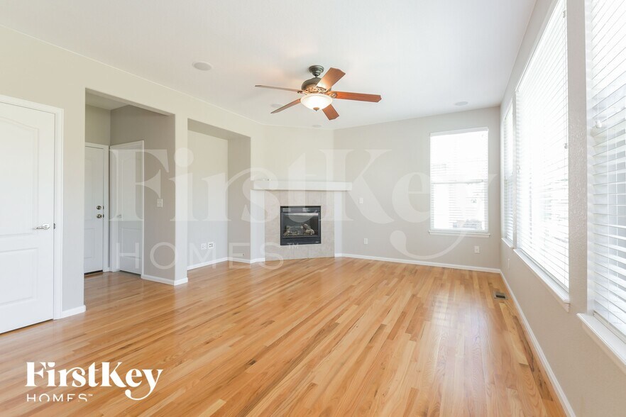 Building Photo - 10518 Ouray St