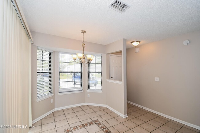 Building Photo - 5123 Somerton Ct